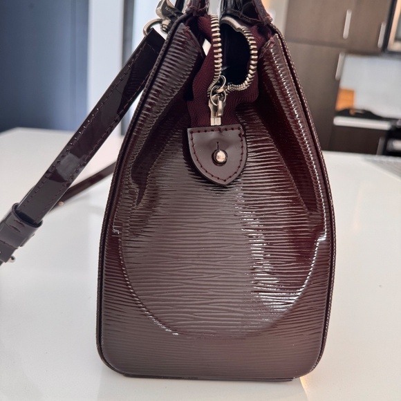 Louis Vuitton Epi Leather Purse - Picture 3 of 8